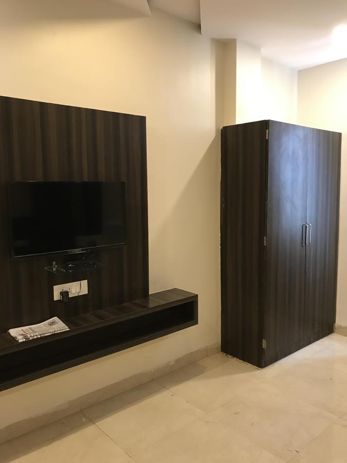 Hotel City Palace Уджайн Екстериор снимка